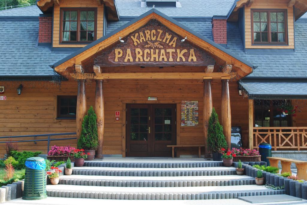 Karczma Parchatka エクステリア 写真